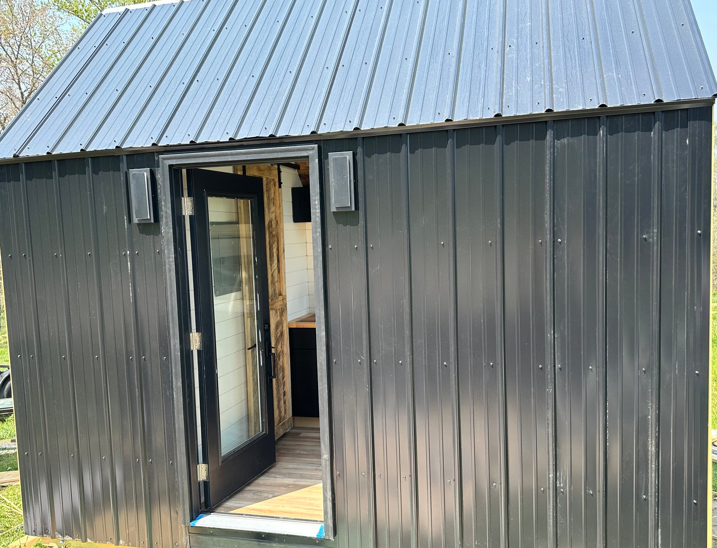 The Base- Backyard POD (no bathroom or kitchen)