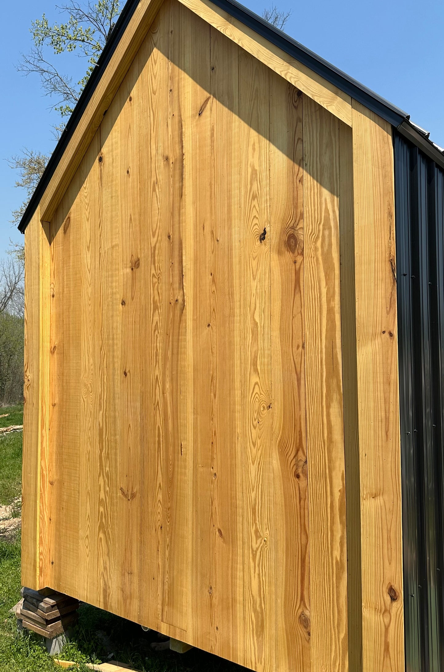 The Base- Backyard POD (no bathroom or kitchen)