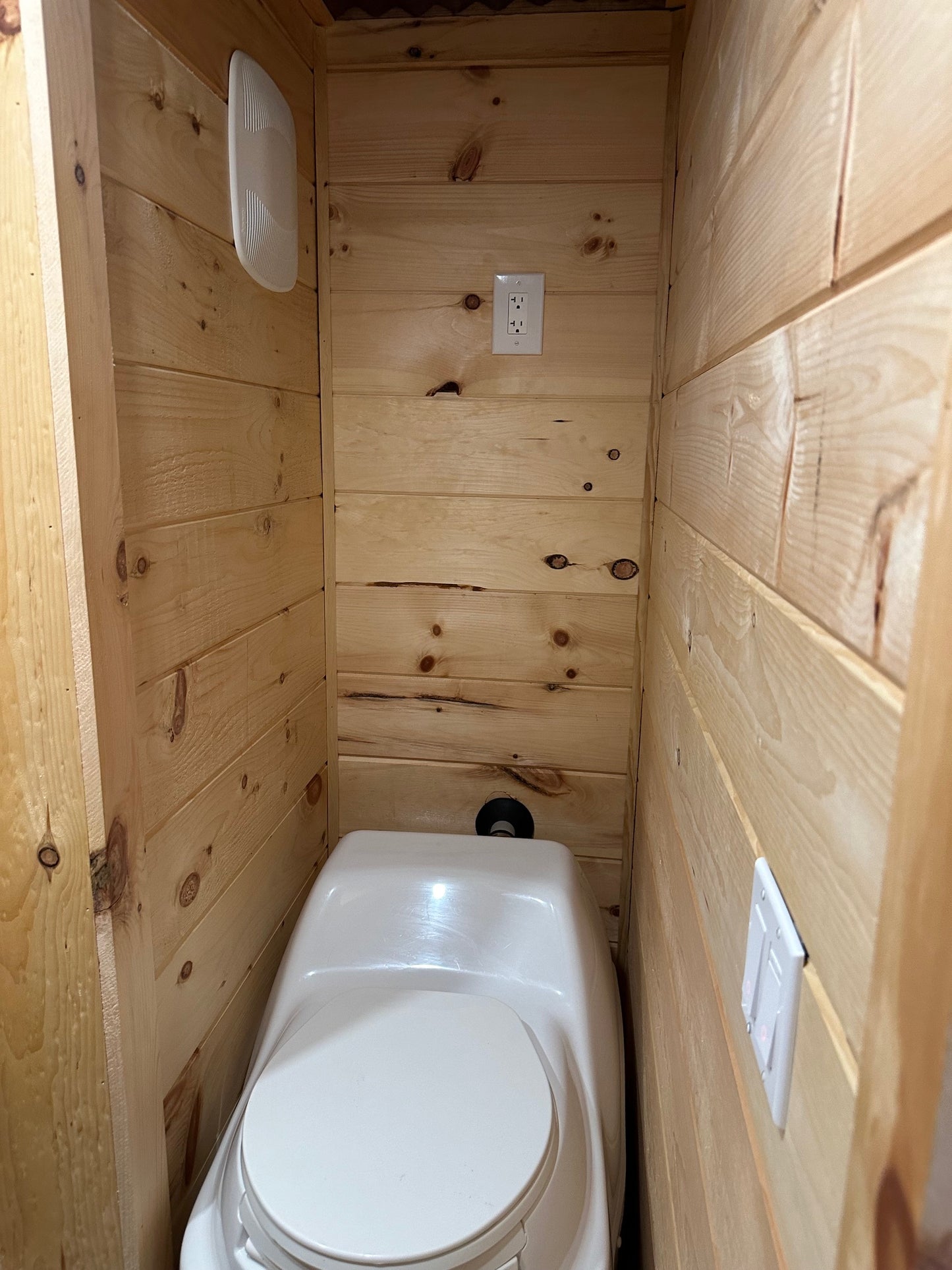 The Max Pod- 8x24- Deluxe Edition - (All Options)